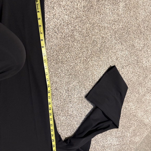 Lululemon Smooth Fit Pull-On High-Rise Pant - Black - Size 10 Cropped - Picture 7 of 8